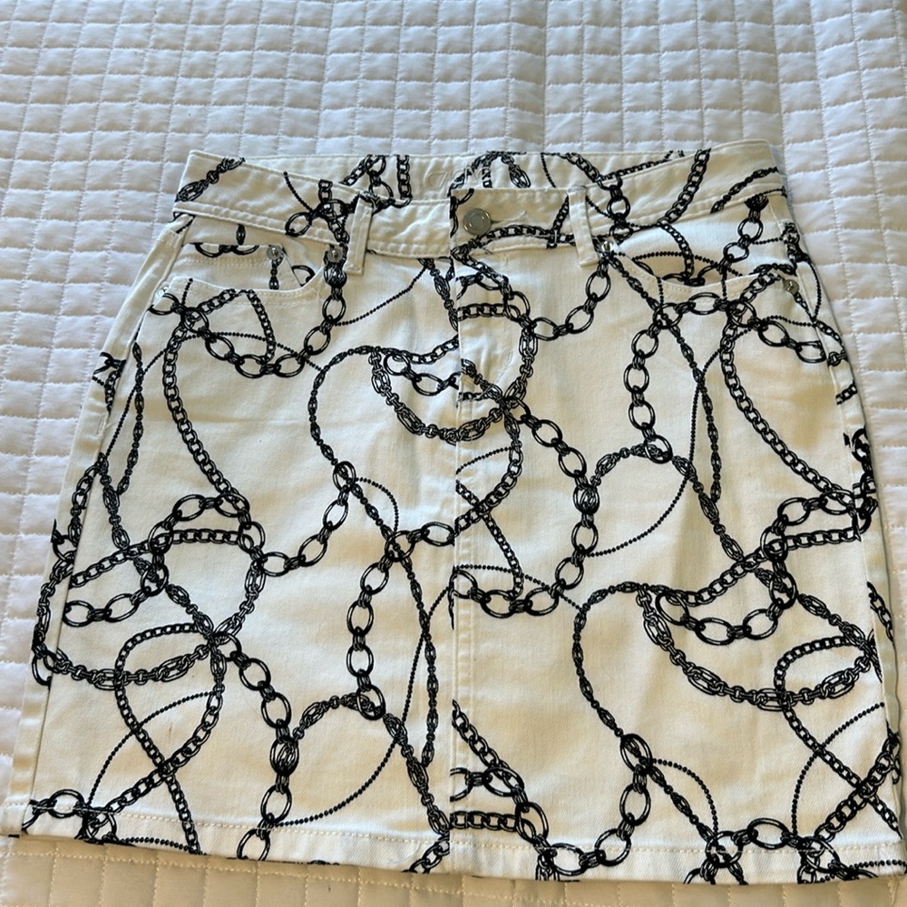 Cache Women’s Skirt Size 2-Euc - image 1